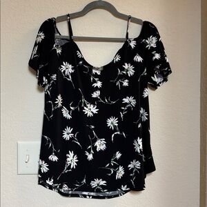 Kaileigh Black Floral Off The Shoulder Blouse Size L